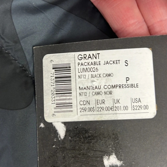 NWT Lolë Allied  Performance Recycled Down Camouflage Puffer Coat - Picture 7 of 13